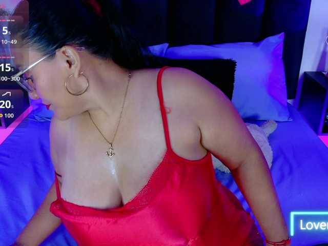 Scarlet-Ray's BongaCams show and profile