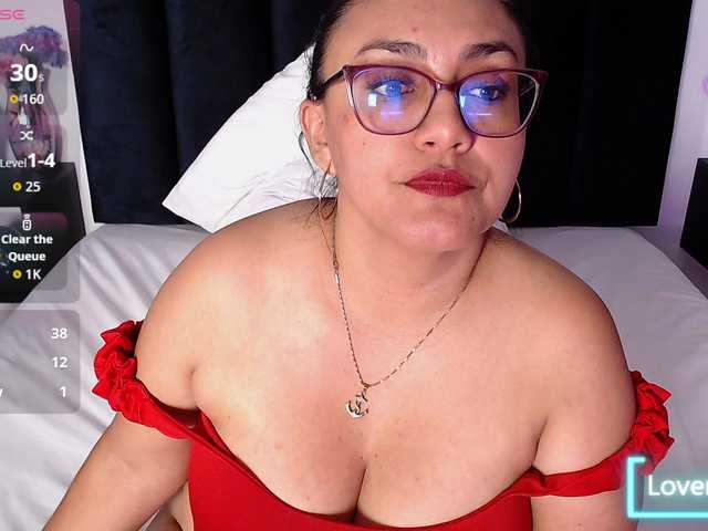 Scarlet-Ray from BongaCams