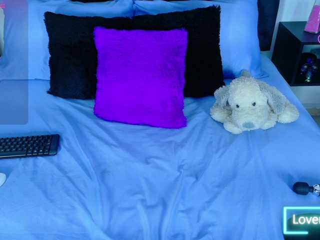 Scarlet-Ray's BongaCams show and profile