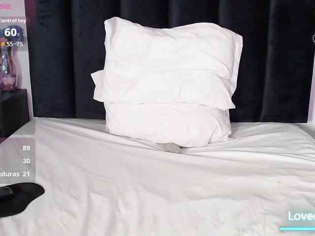 Scarlet-Ray Live Webcam on BongaCams