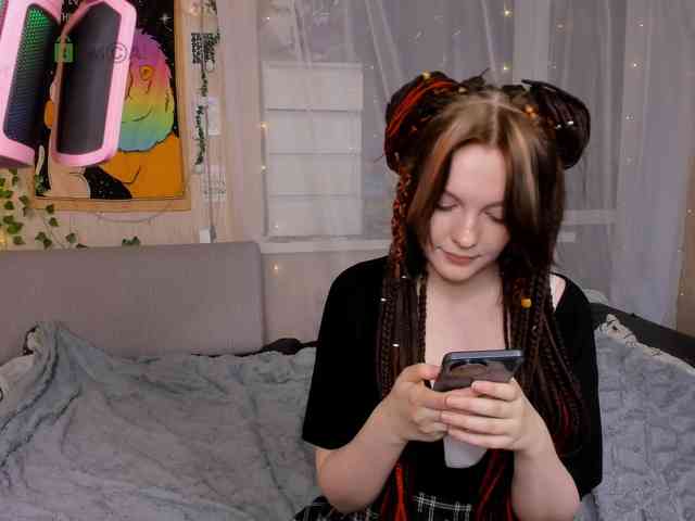 MeowpaGirl webcam