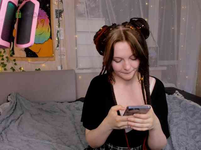 MeowpaGirl webcam