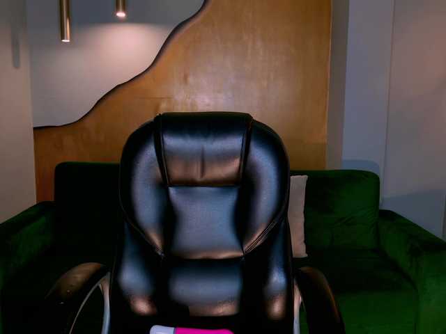 AgathaKondo1's BongaCams show and profile