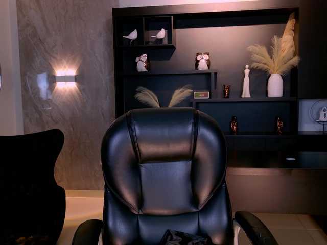 AgathaKondo1's BongaCams show and profile