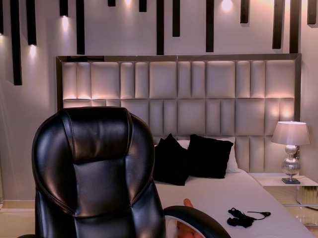 AgathaKondo1's BongaCams show and profile