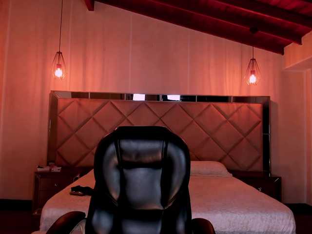 AgathaKondo1's BongaCams show and profile