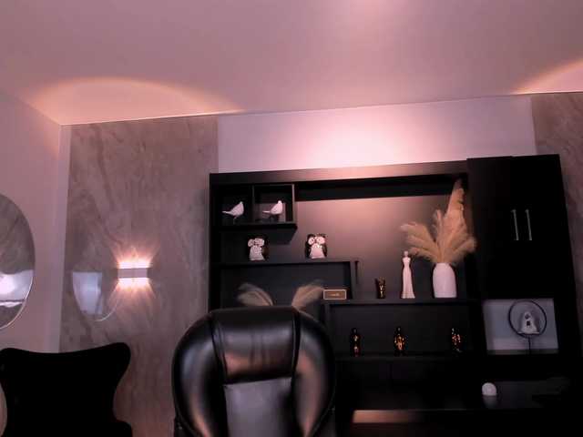 AgathaKondo1's BongaCams show and profile