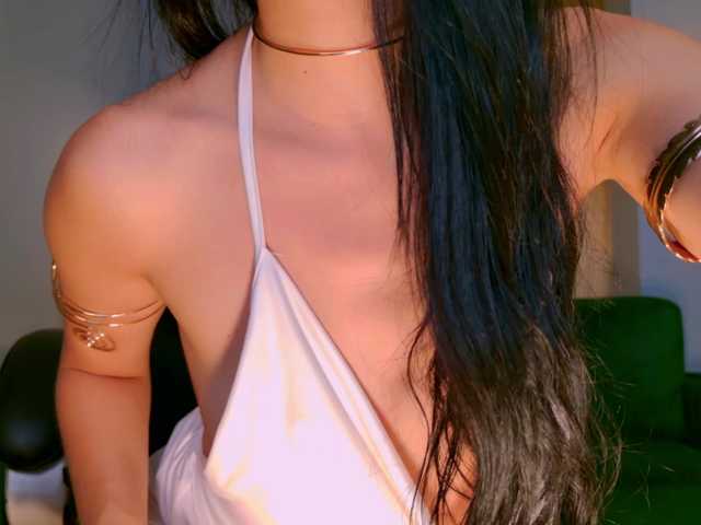 AgathaKondo1's BongaCams show and profile