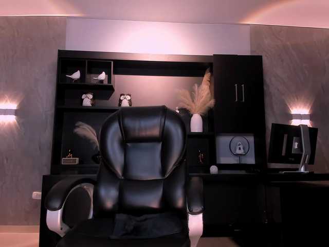 AgathaKondo1's BongaCams show and profile