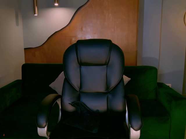 AgathaKondo1 live cam