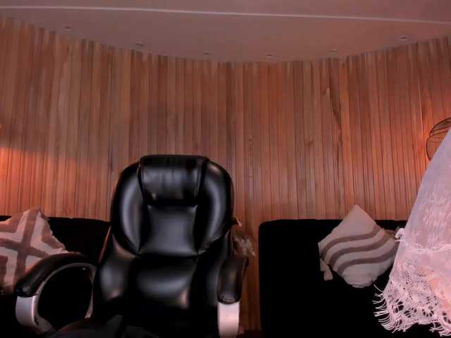 AgathaKondo1's BongaCams show and profile