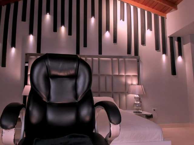 AgathaKondo1's BongaCams show and profile