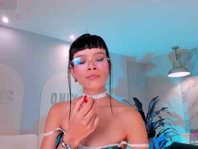 AgathaKondo1 webcam