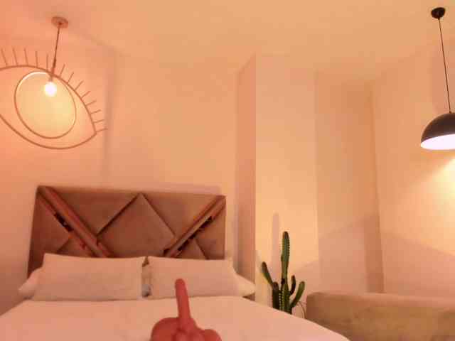 AgathaKondo1 webcam
