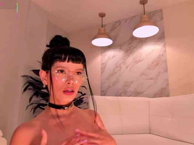 AgathaKondo1 webcam