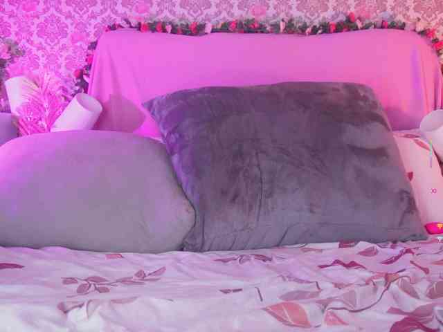 AliciaKennet AliciaKennet