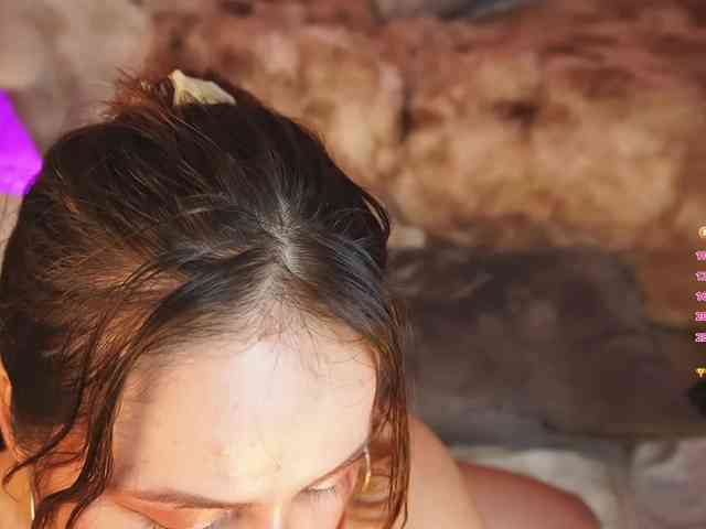 AliciaKennet webcam