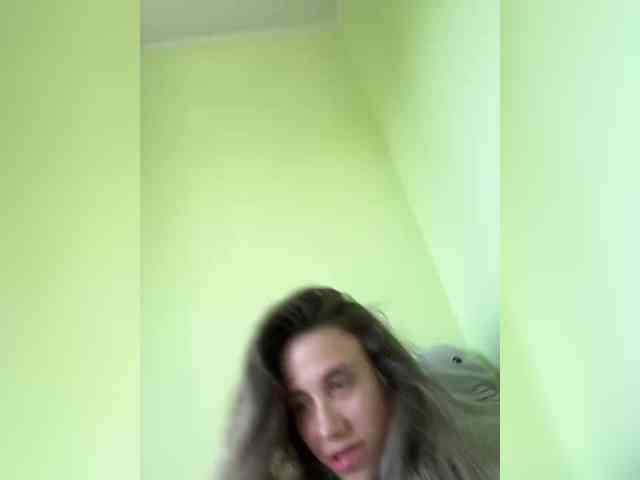 AdelinaKiskina webcam