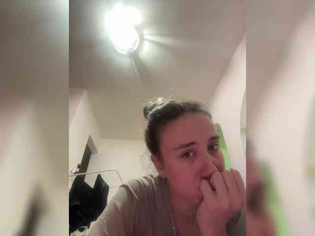 AdelinaKiskina webcam