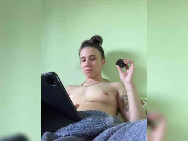 AdelinaKiskina webcam