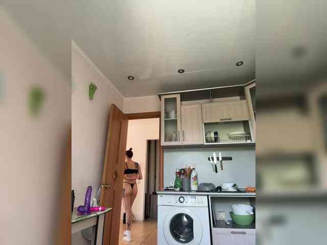 AdelinaKiskina webcam