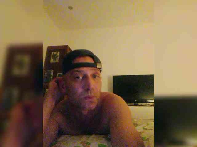 ILMISTERONE1 Live Webcam on BongaCams