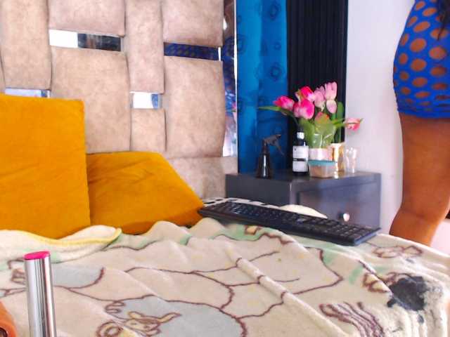 AmbarSmit's BongaCams show and profile