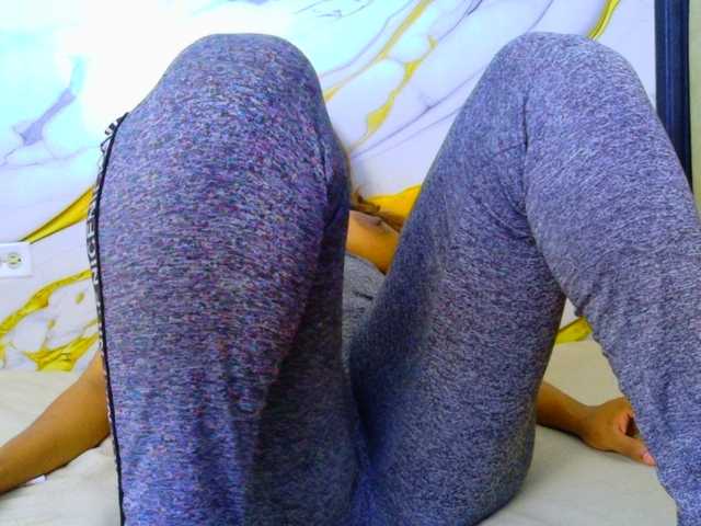 AmbarSmit's BongaCams show and profile