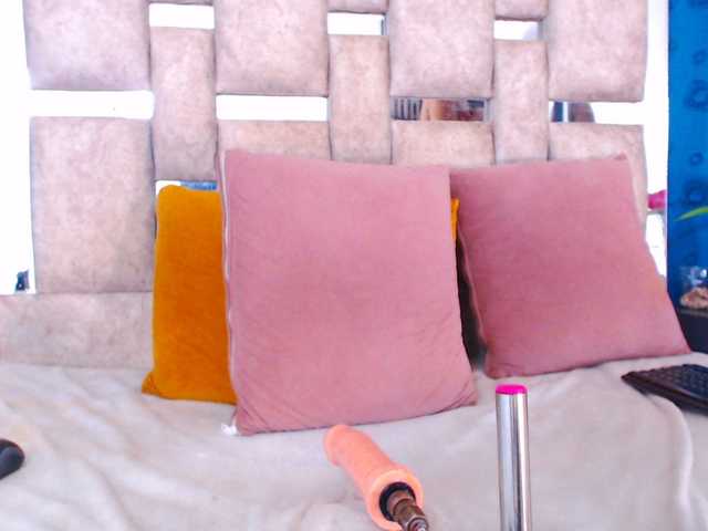 AmbarSmit's BongaCams show and profile