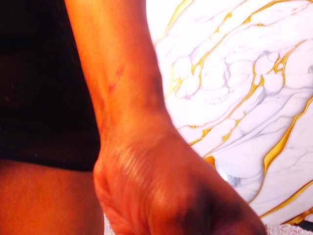 AmbarSmit's BongaCams show and profile