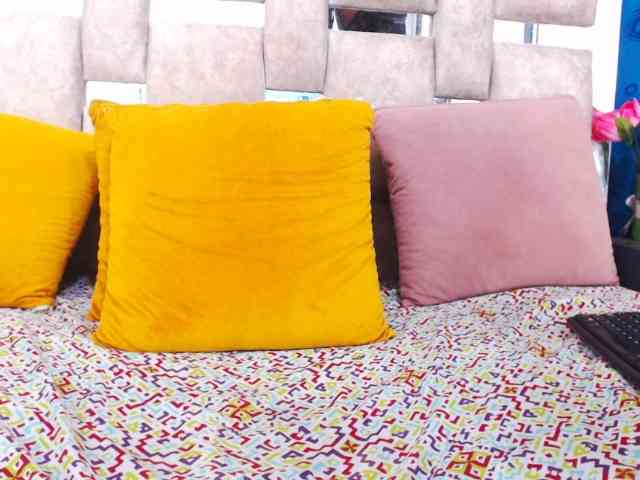 AmbarSmit Live Webcam on BongaCams