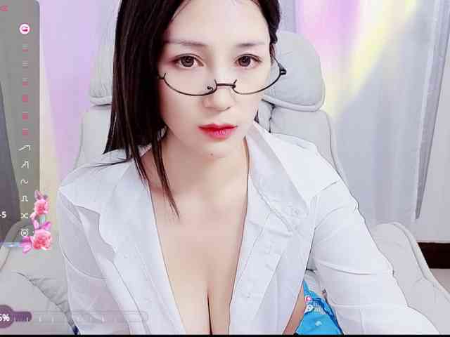 mimichan-777 webcam