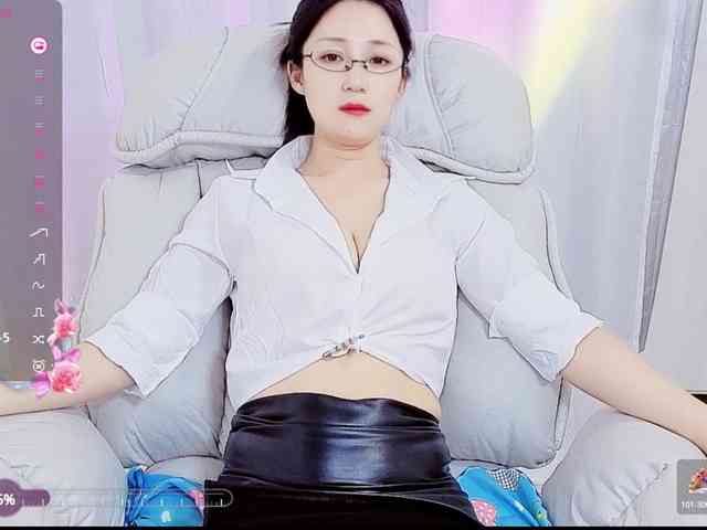 mimichan-777 webcam