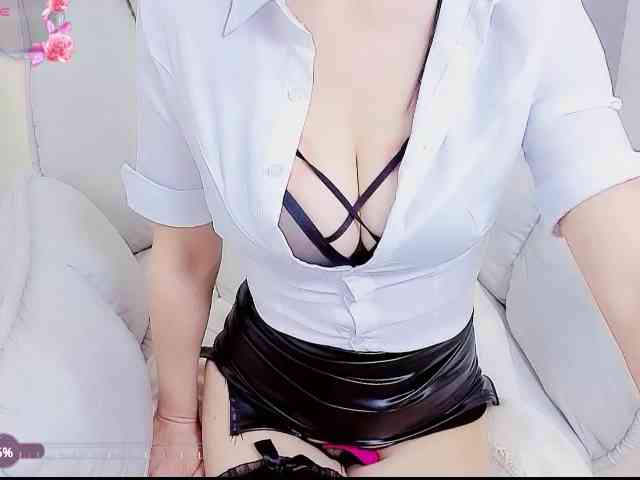 mimichan-777 webcam
