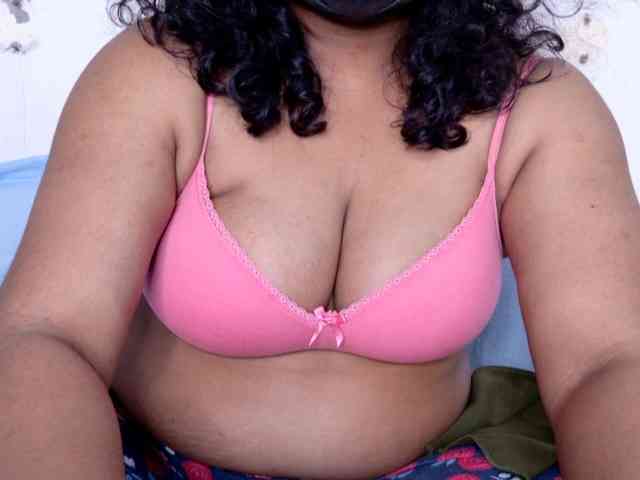sexyshadyy webcam