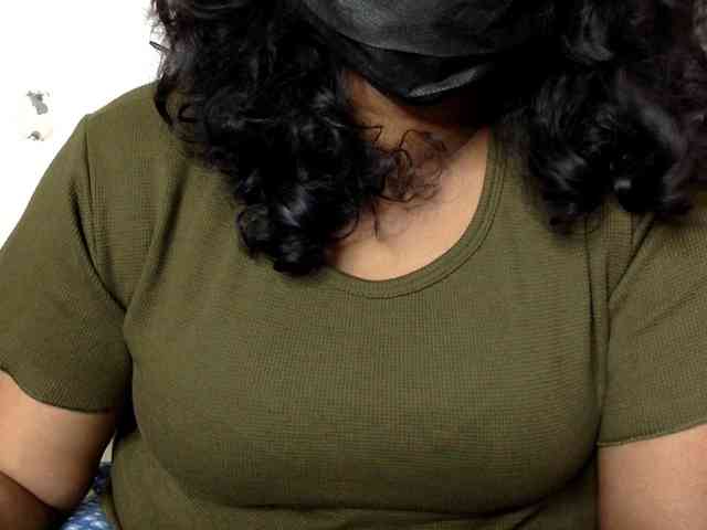 sexyshadyy webcam