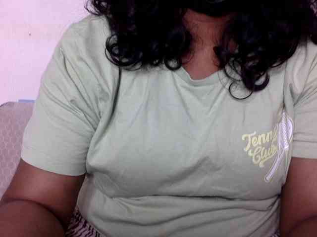sexyshadyy webcam
