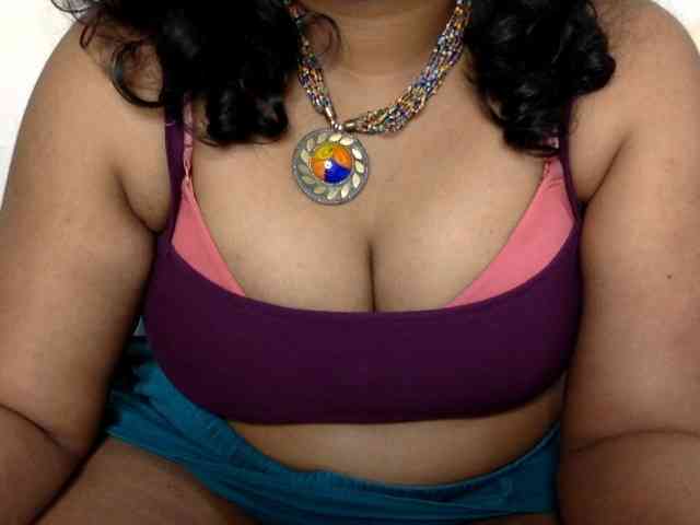 sexyshadyy webcam