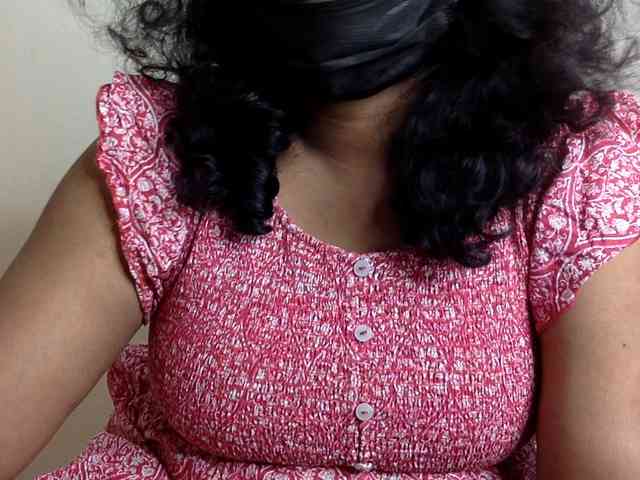 sexyshadyy webcam