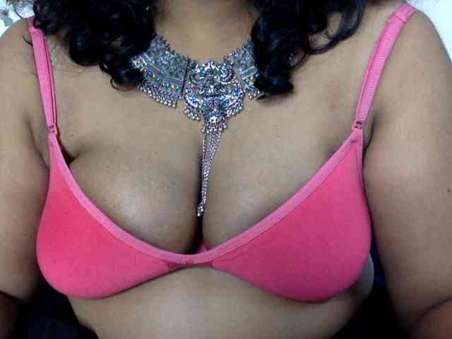 sexyshadyy webcam