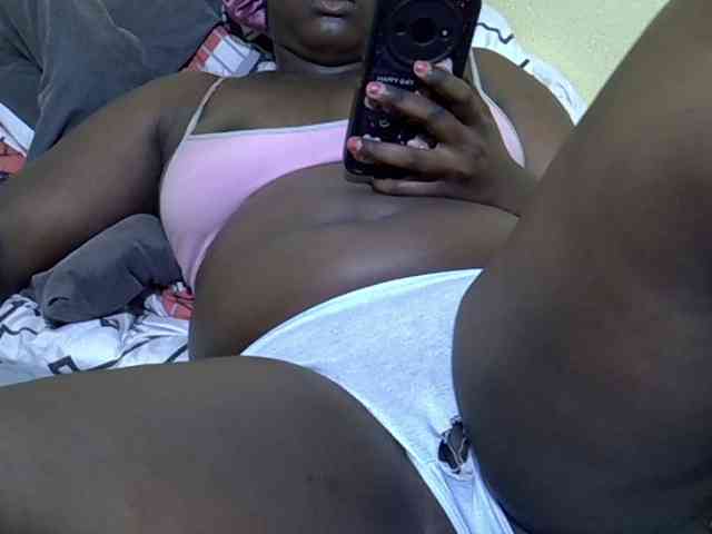 Ebonykimberlyne2 webcam