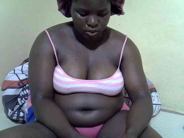 Ebonykimberlyne2 webcam