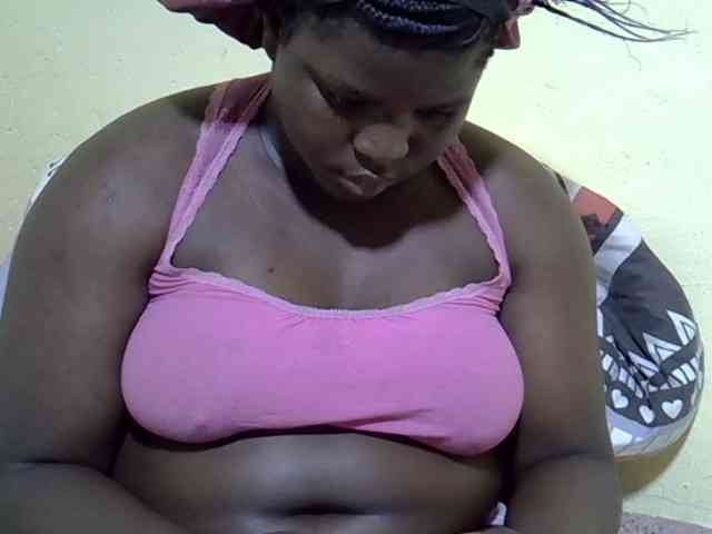 Ebonykimberlyne2 webcam