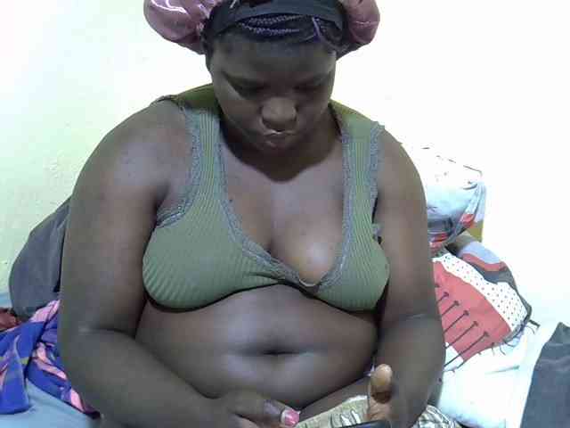 Ebonykimberlyne2 webcam