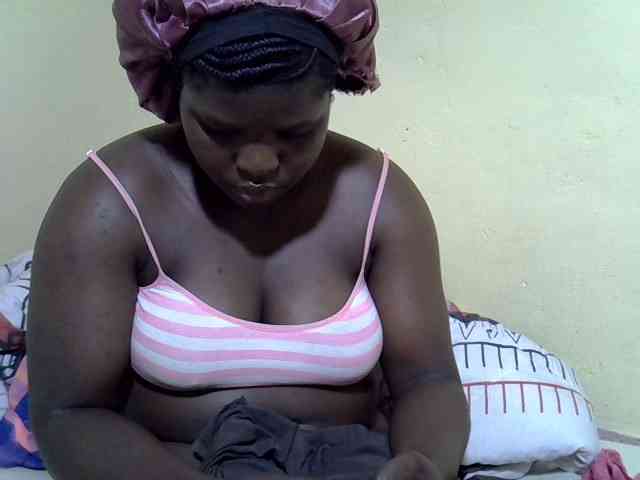 Ebonykimberlyne2 webcam