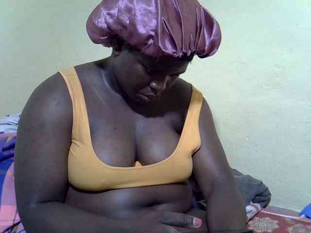 Ebonykimberlyne2 webcam