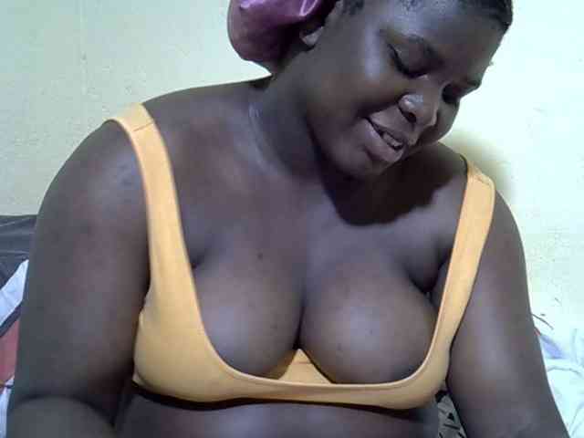 Ebonykimberlyne2 webcam