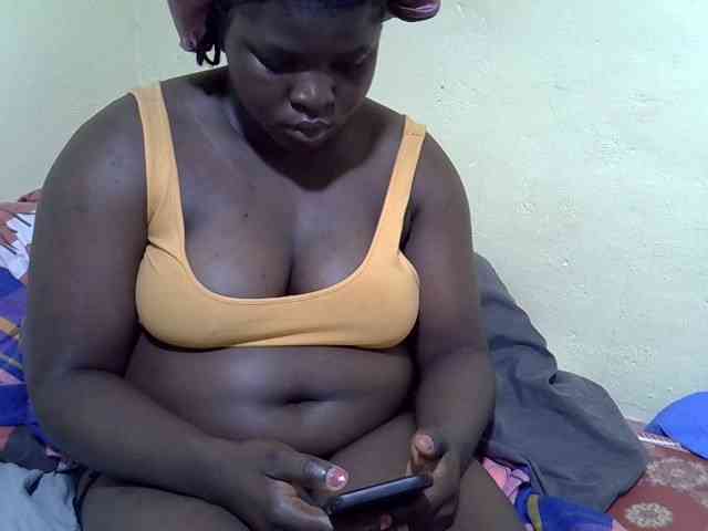 Ebonykimberlyne2 webcam