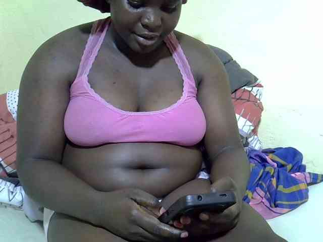 Ebonykimberlyne2 webcam