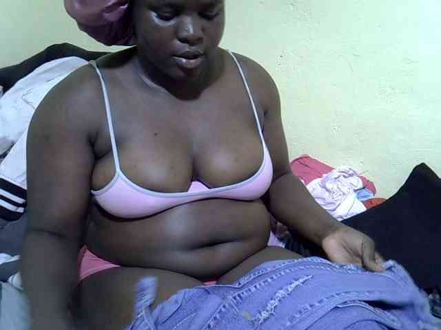 Ebonykimberlyne2 webcam